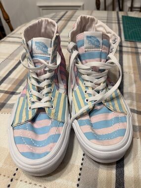 Vans High-Top Sneakers in Pastel Pink, Blue & Yellow Stripes